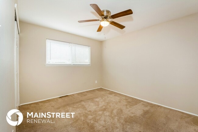 Building Photo - 1801 Atmore Dr