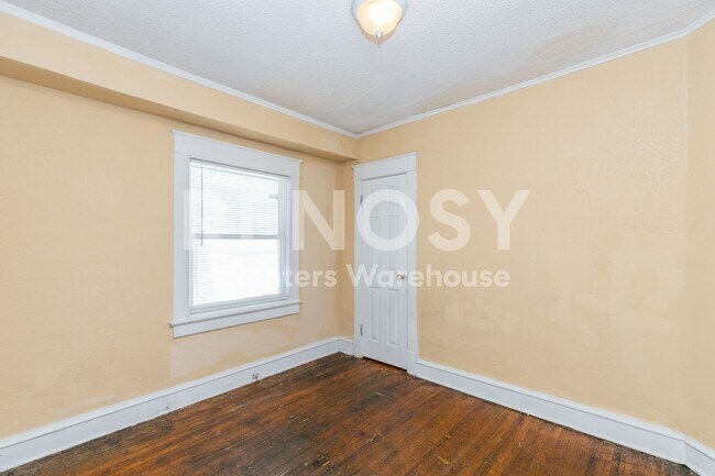 Building Photo - 4038 Bellefontaine Ave