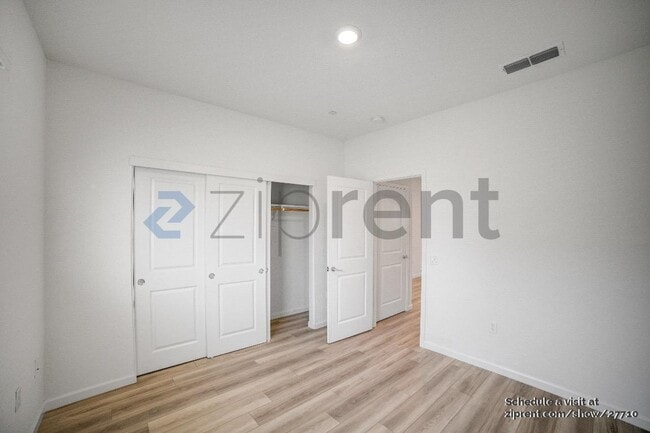 Building Photo - 12812 Herringbone Way