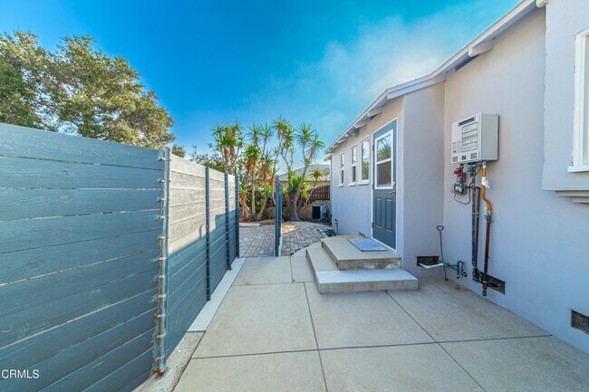 Building Photo - 4446 Ocean View Blvd