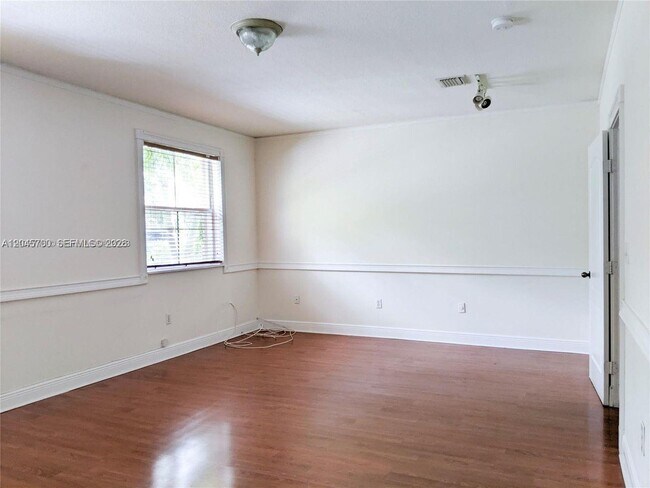 Building Photo - 8853 SW 108th Pl