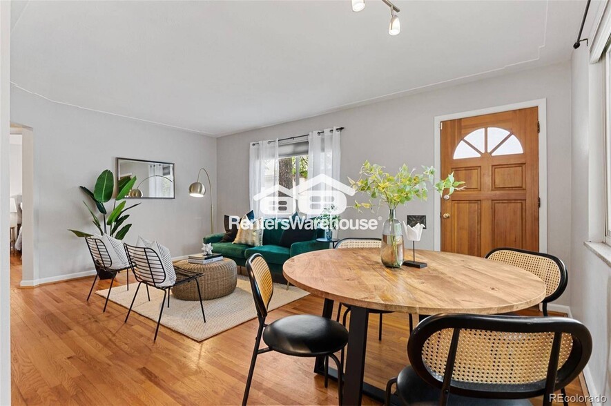 Building Photo - 1915 S Pearl St