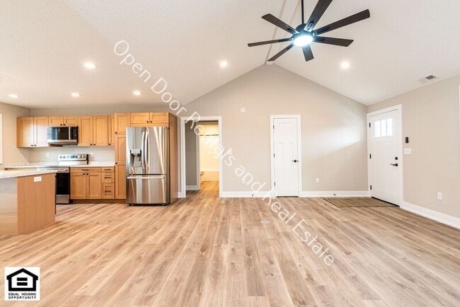 Building Photo - 10547 Old Leo Rd