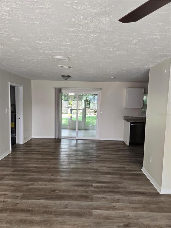 Building Photo - 1343 Croyle Dr