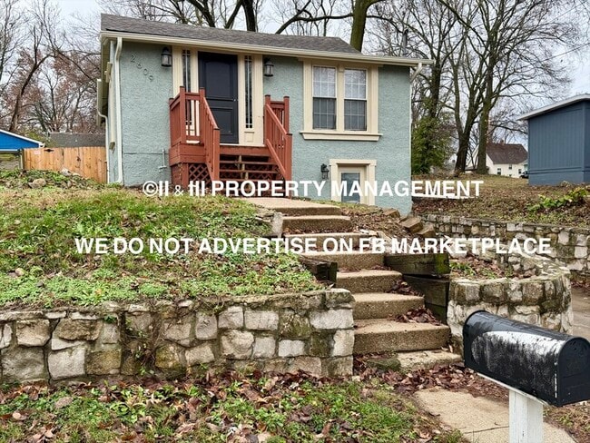 Building Photo - 2609 W 45th Ave