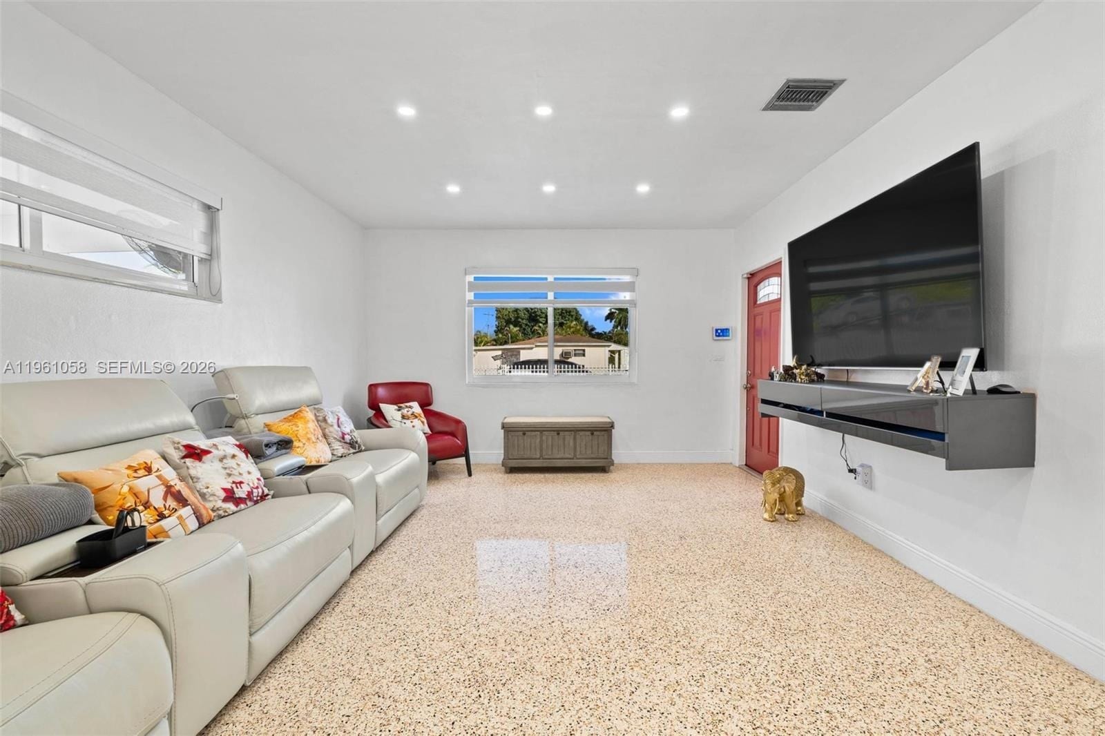 Building Photo - 8300 NW 35th Pl