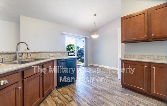 Building Photo - 341 Dijon Dr S