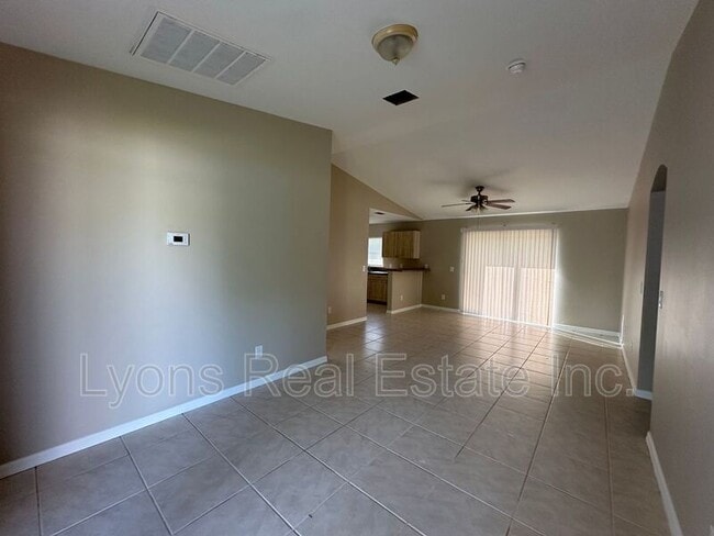 Building Photo - 4793 Jordan Ave S