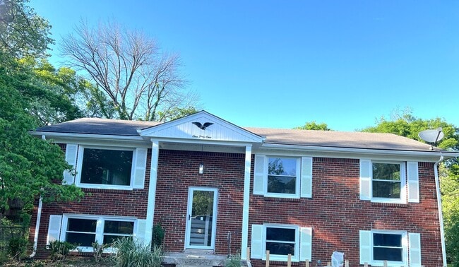 Building Photo - 141 Bailey Collins Dr