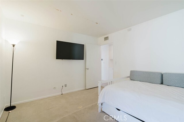Building Photo - 906 Whitehaven Terrace