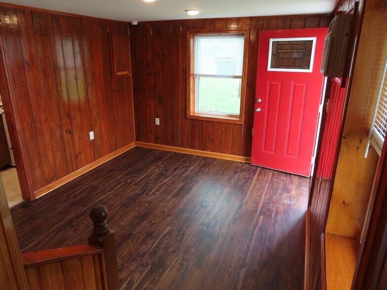 Building Photo - 15091 Fort Campbell Blvd