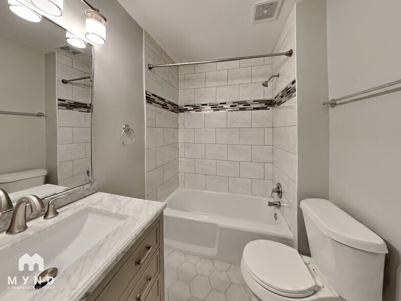 Building Photo - 741 Bunche Dr