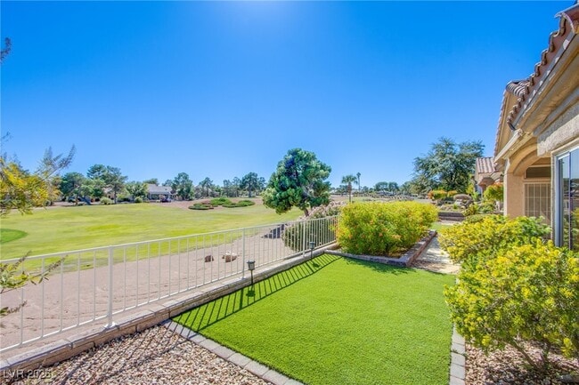 Building Photo - 2660 Crown Ridge Dr