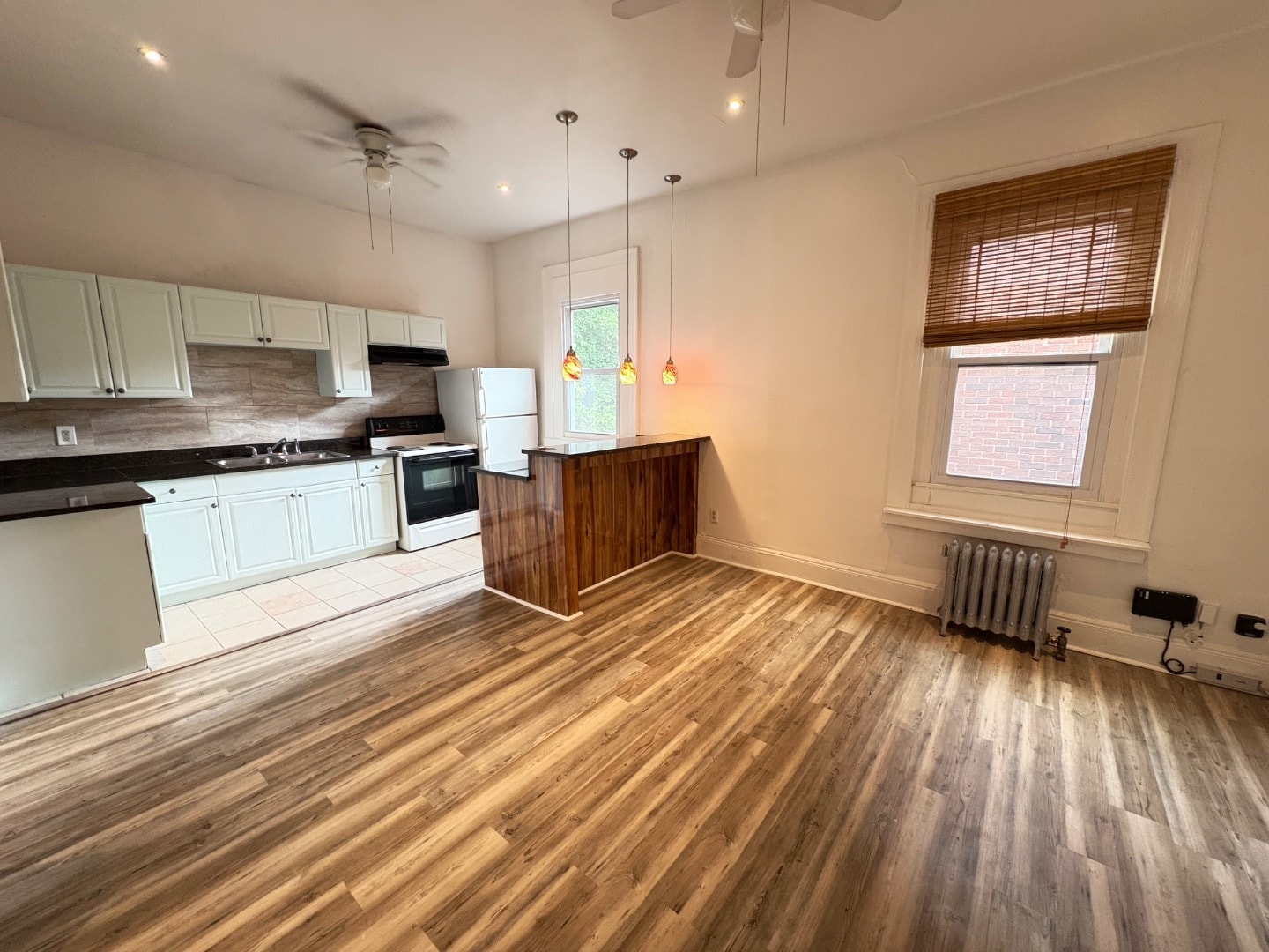 Building Photo - 5809 Hobart St