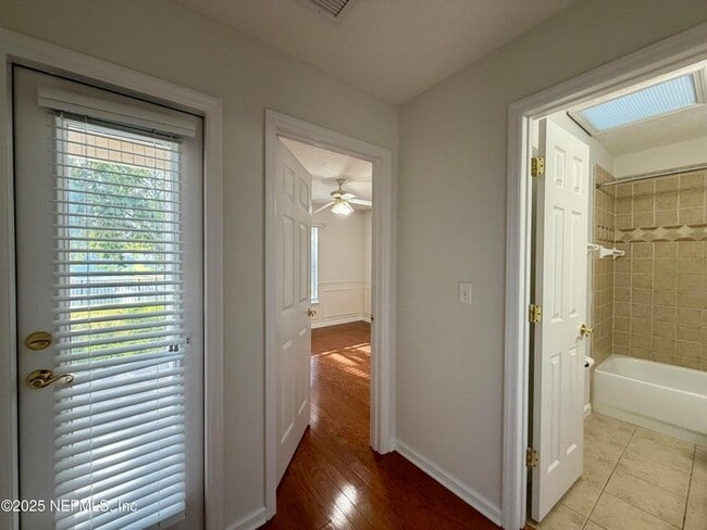 Building Photo - 1228 Loch Tanna Loop