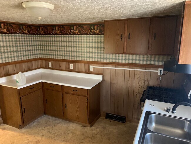 Building Photo - 108 Beamer Ln