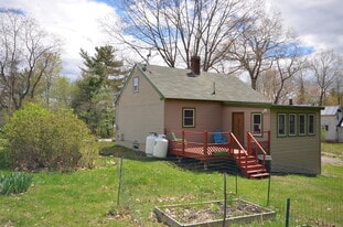Building Photo - 731 College Ave