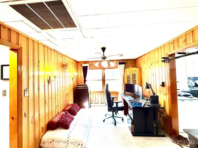 Building Photo - 34 Parker Rd