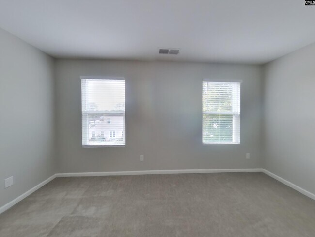 Building Photo - 501 Eastfair Dr