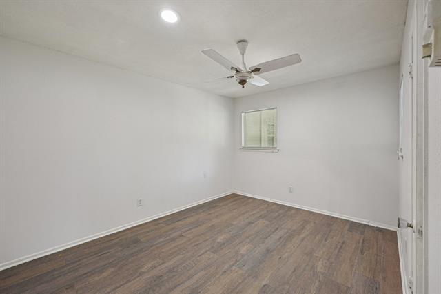 Building Photo - 4720 South Dr W