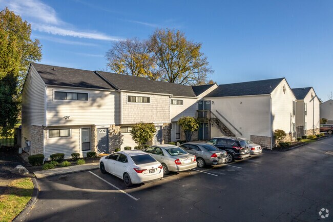 Building Photo - Livingston Commons