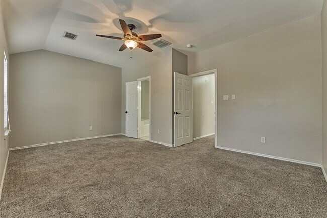 Building Photo - 34 Marble Rock Pl