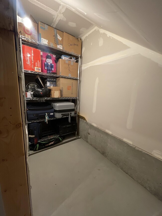 Building Photo - 14962 S Soft Whisper Wy