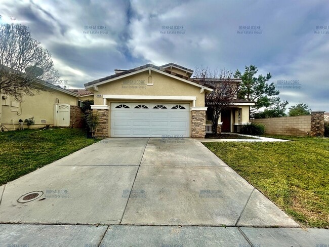 Building Photo - 34698 Yale Dr