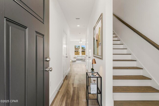 Building Photo - 7079 Patronis Dr