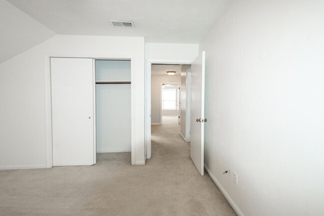 Building Photo - BEAUTIFUL HOME FOR RENT IN GLENWOOD AREA