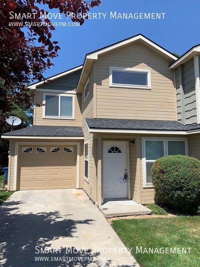 Primary Photo - 4900 Douglas-