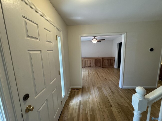 Building Photo - 295 Becky Dr