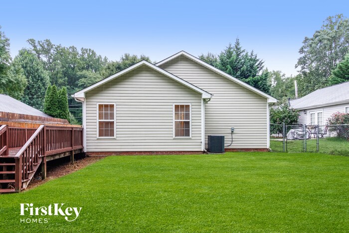 Building Photo - 129 Bridlewood Ave