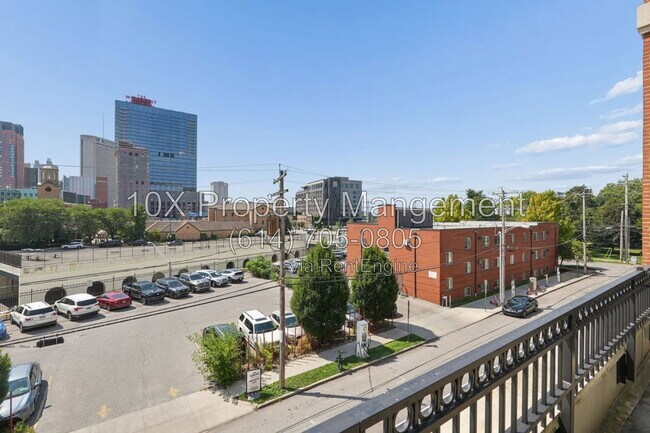Building Photo - 24 W Poplar Ave