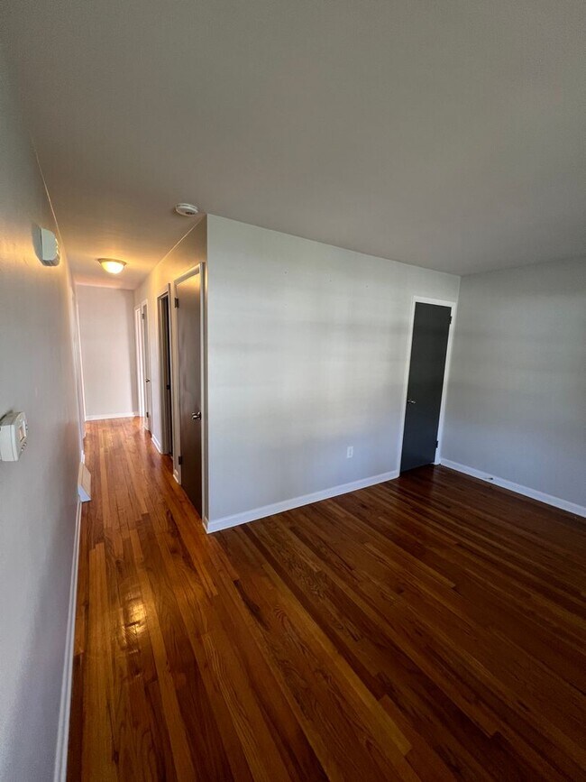 Building Photo - Beautiful 3 BD, 1 BA Lititz Home!