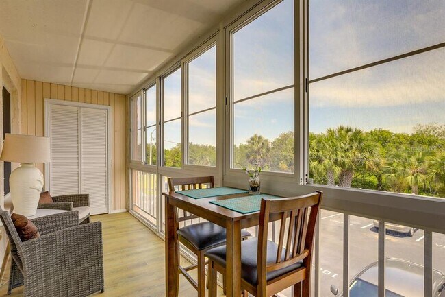 Building Photo - 12760 Indian Rocks Rd