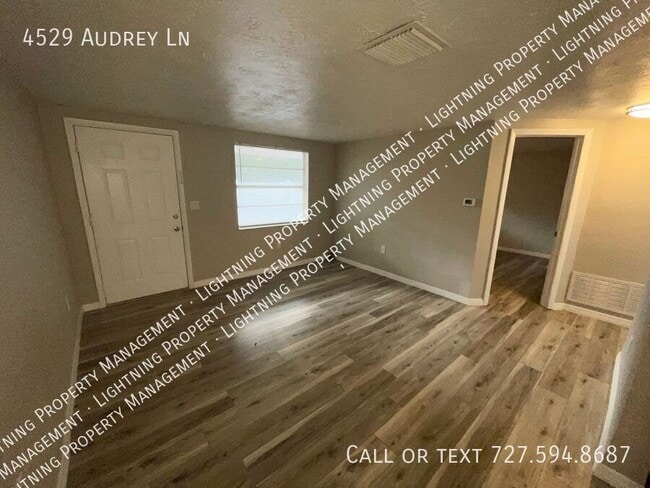 Building Photo - 4529 Audrey Ln