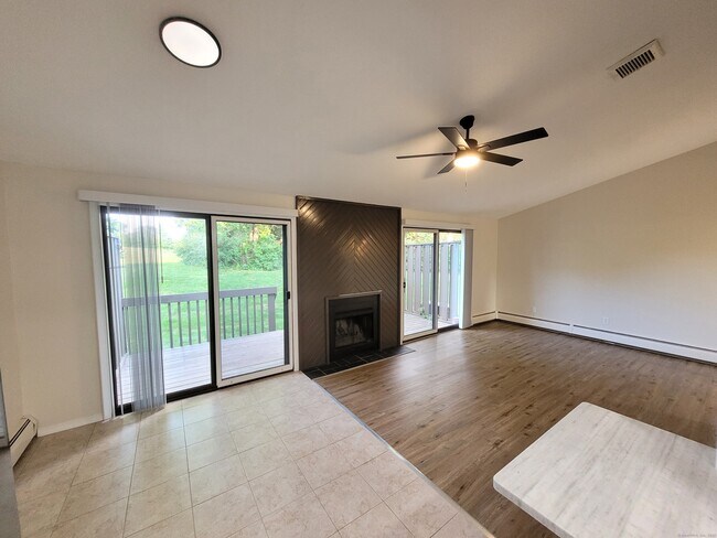 Building Photo - 62 Butternut Ln