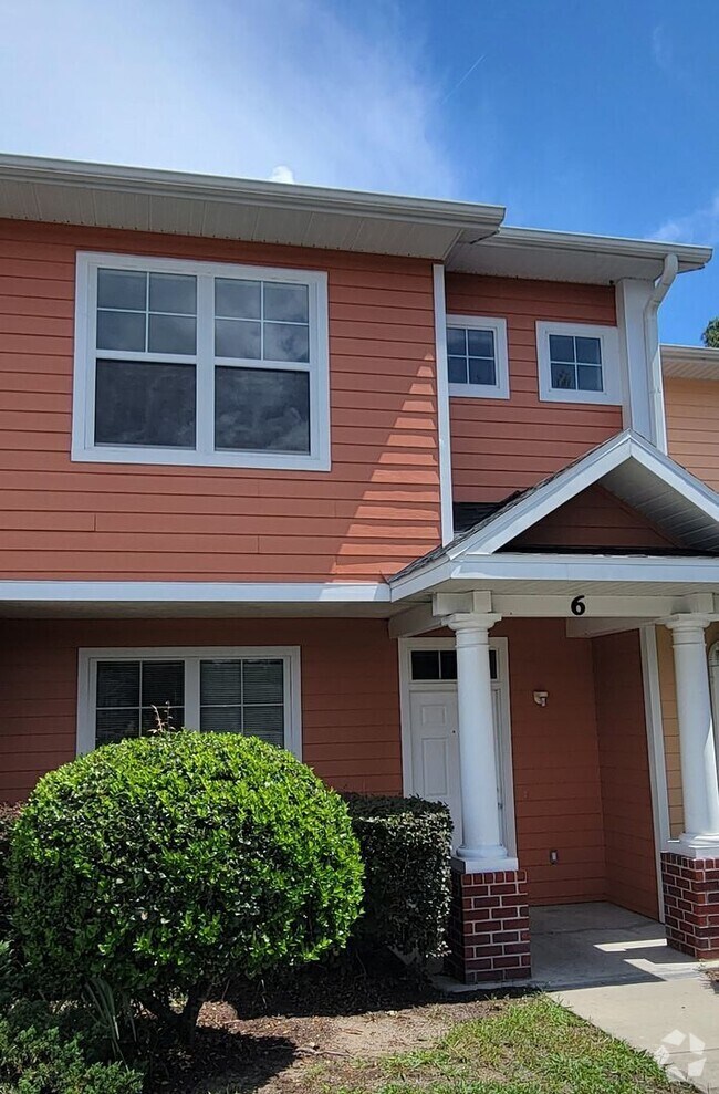 Building Photo - Charming 2/2 townhouse in Eagle Trace