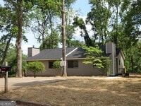 Building Photo - 13 Oak Mt Dr