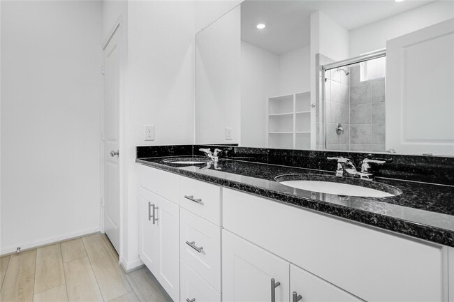 Building Photo - 21834 Red Lantana Trl