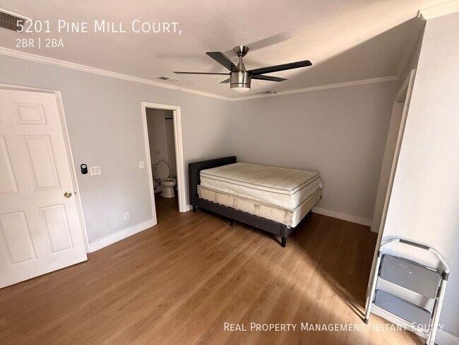 Building Photo - 5201 Pine Mill Ct
