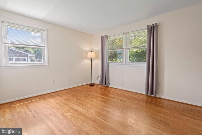 Building Photo - 2623 Depaul Dr
