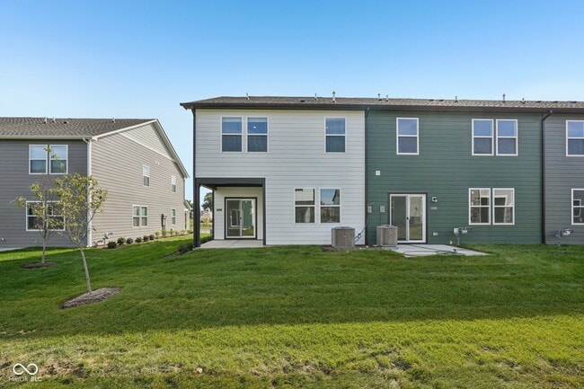 Building Photo - 15246 Swallow Fls Wy