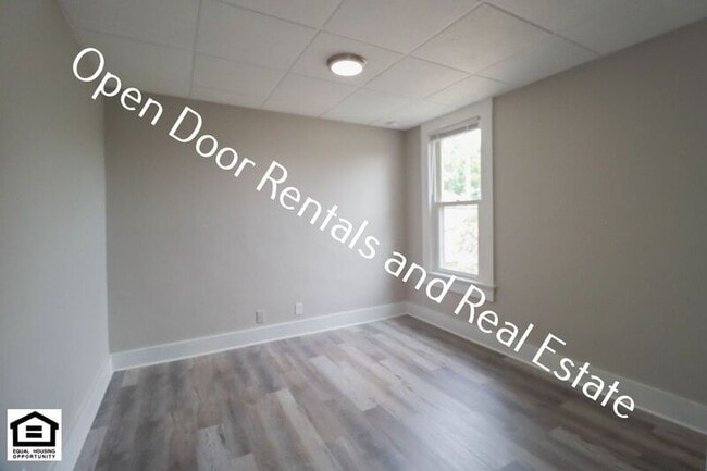 Building Photo - 1918 Riedmiller Ave