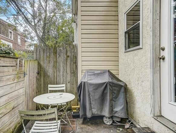 Building Photo - 3034 Baltz St