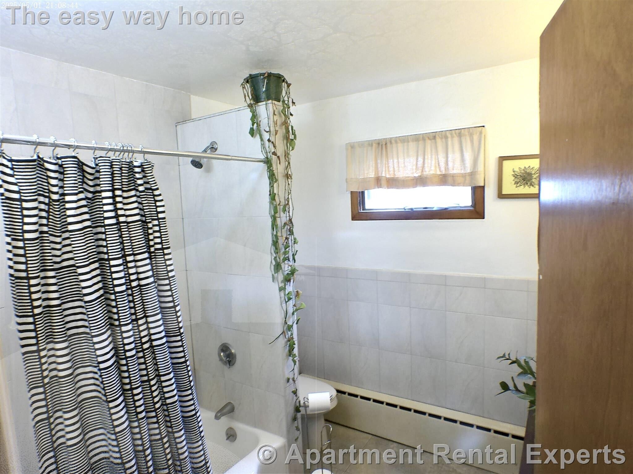 Building Photo - 26 Dover St