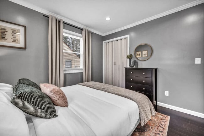 Building Photo - 1036 Union Ave