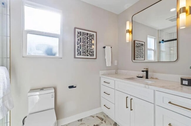 Building Photo - 1439 Bittern Dr