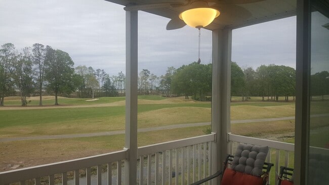 Building Photo - Nicely furnished 2 bedroom condo in River Oaks